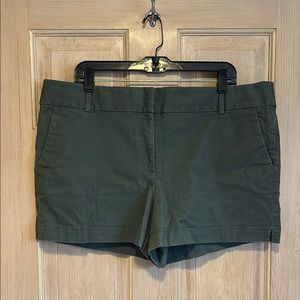 LOFT Army Green Riviera Shorts in Size 16